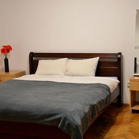 Brand New Apartment In City Center Liov Exterior foto