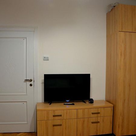 Brand New Apartment In City Center Liov Exterior foto